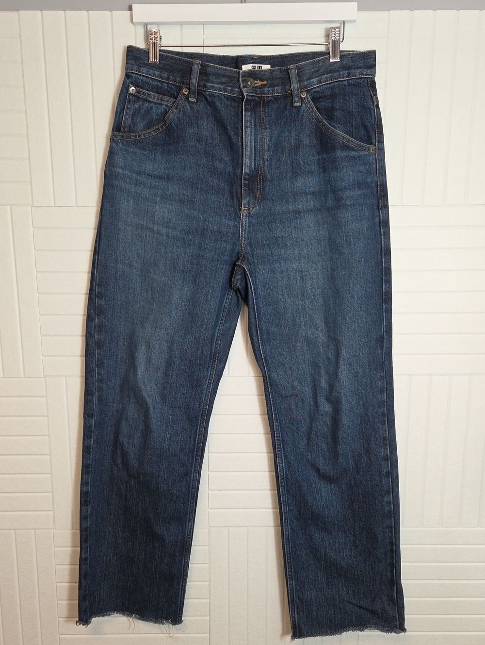 Uniqlo 100% Cotton Straight Leg Jeans Size 28